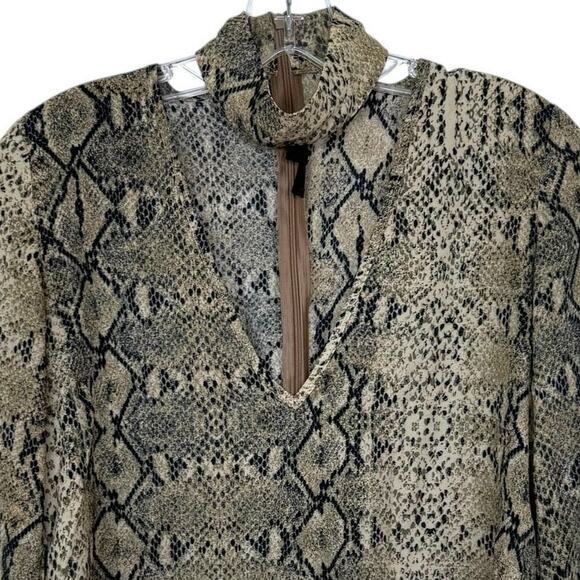 Olivaceous Snakeskin Long Sleeve Blouse Collared Deep V-Neck Shirt Size Small - Picture 3 of 8
